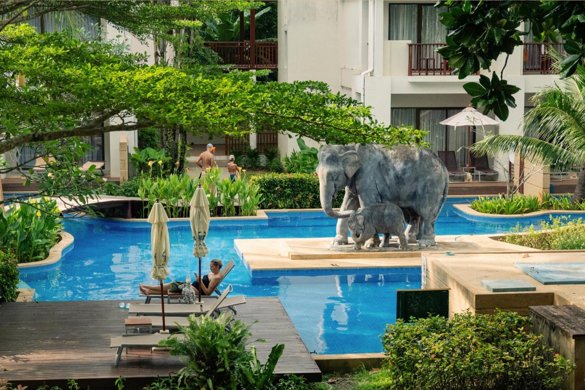 Apsara Beachfront Resort & Villa - Sha Extra Plus Khao Lak Dış mekan fotoğraf