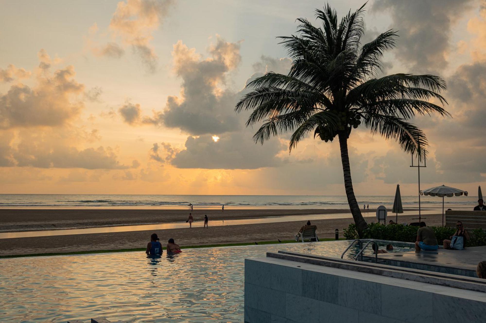 Apsara Beachfront Resort & Villa - Sha Extra Plus Khao Lak Dış mekan fotoğraf